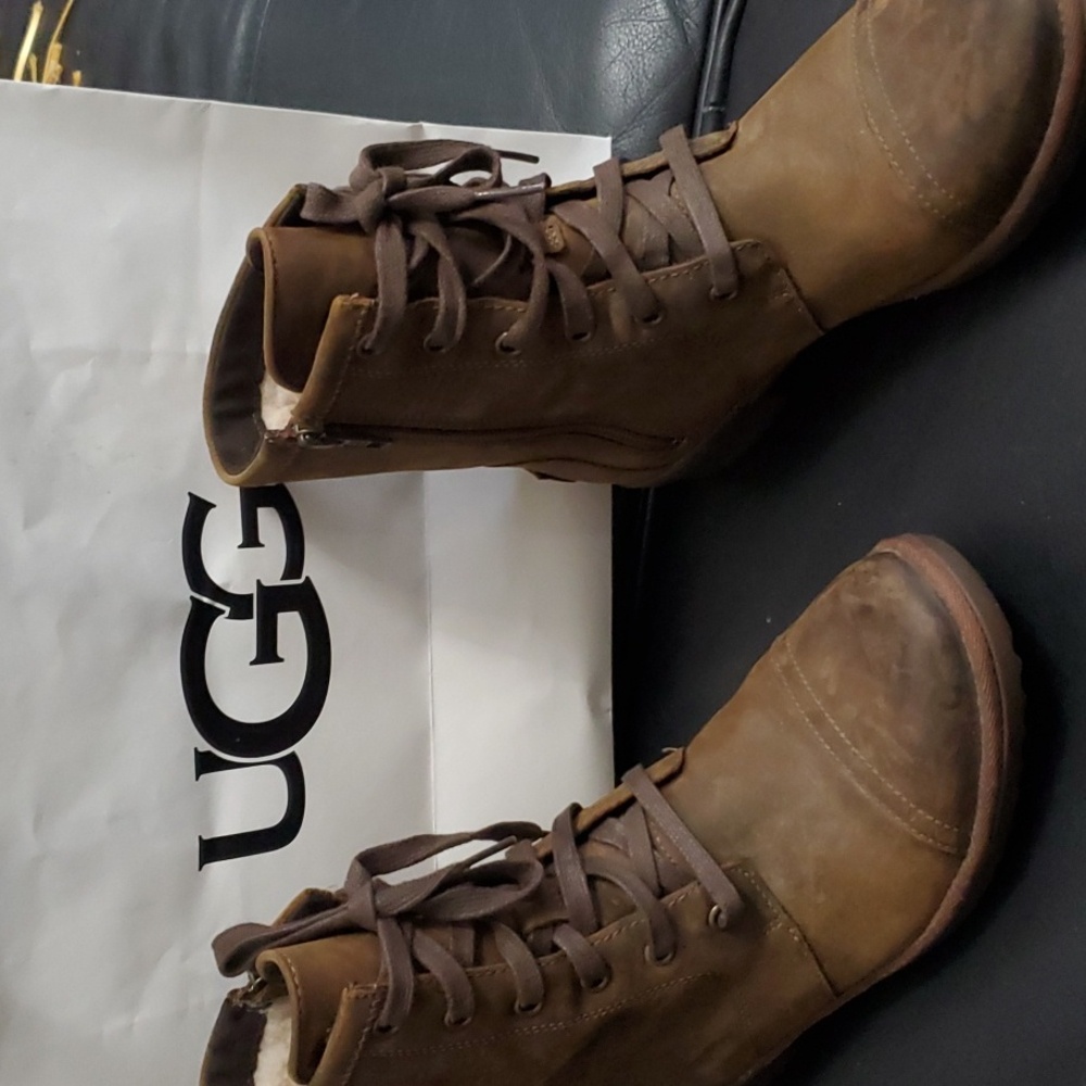 Ugg Ashbury Boot